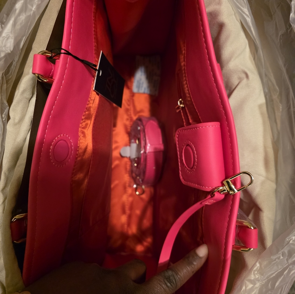 Hot Pink Large Tote and Carry Tote - Picture 5 of 5